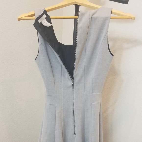 Fitted Gray A line dress - Picture 4 of 7